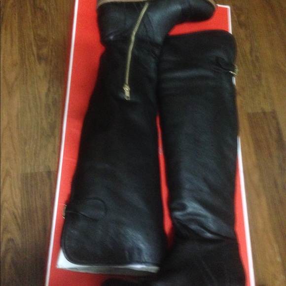 Coach boots - Picture 1 of 2